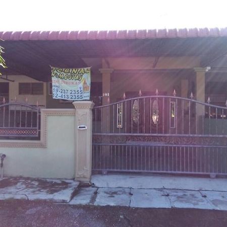 Deenaz Utara Homestay Alor Setar Exterior photo